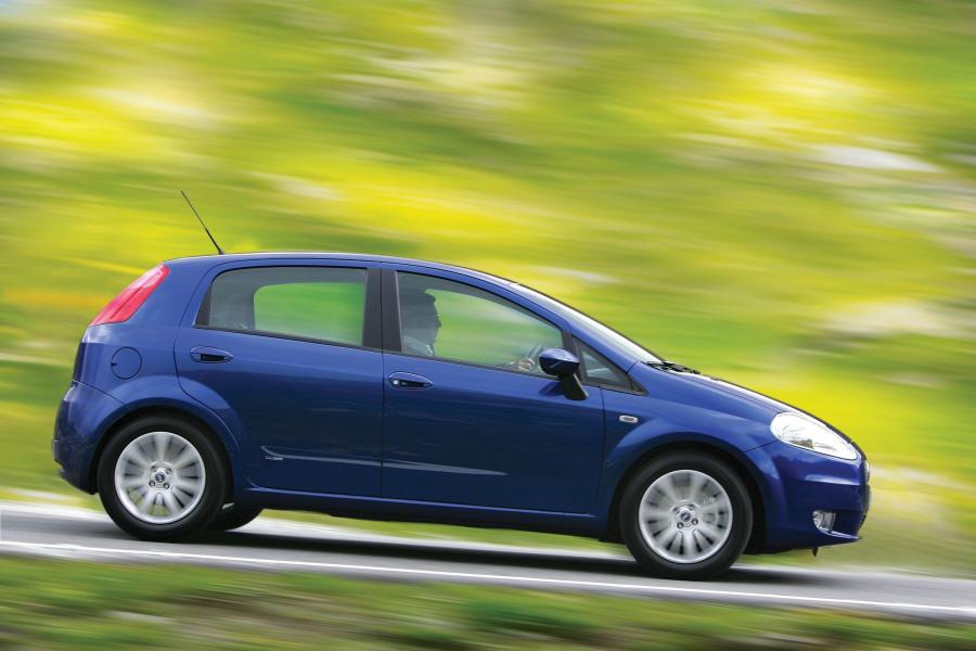  Fiat Grande Punto Multijet 5-Door 2005 года  (фото 4 из 16)